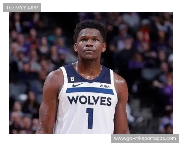 NBA艾德华兹突破一条龙训练爆发，未来超级巨星的崛起