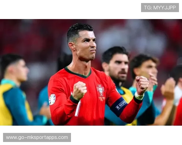 那不勒斯追C罗式霸——一场足坛传奇的复兴之路