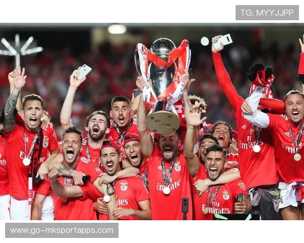 布兰特潜力获肯定，帕切科建议本菲卡积极引援