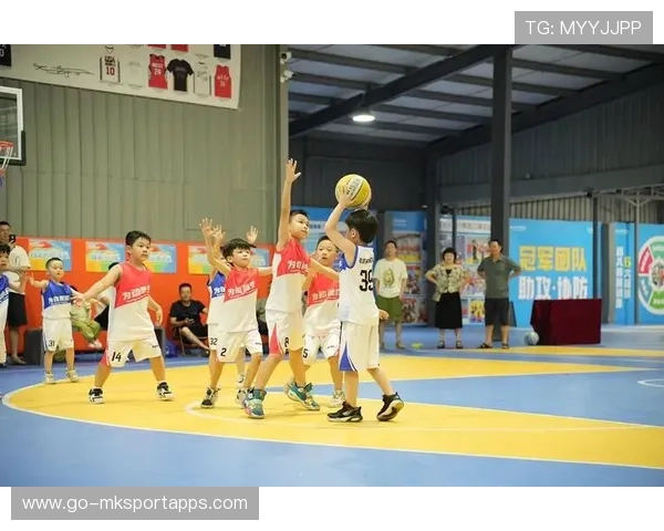 梦想起航的中国篮球之夜，篮球梦想视频