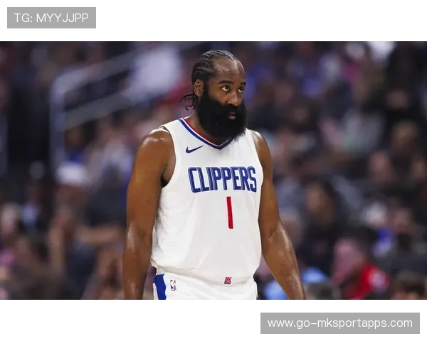 残阵快船首发公布！哈登莱昂纳德缺席，比尔复出带队挑战前东家